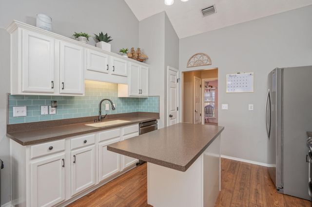 604 Huck Finn Lane, Crestview, FL 32536