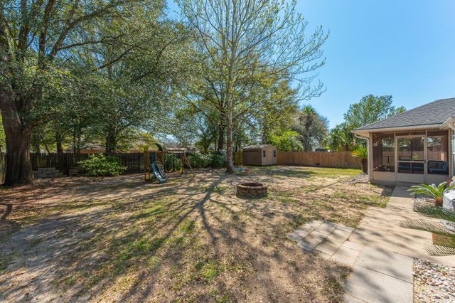 604 Huck Finn Lane, Crestview, FL 32536