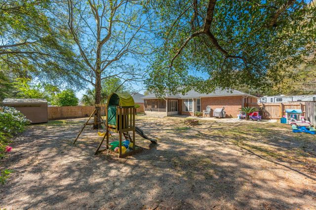 604 Huck Finn Lane, Crestview, FL 32536