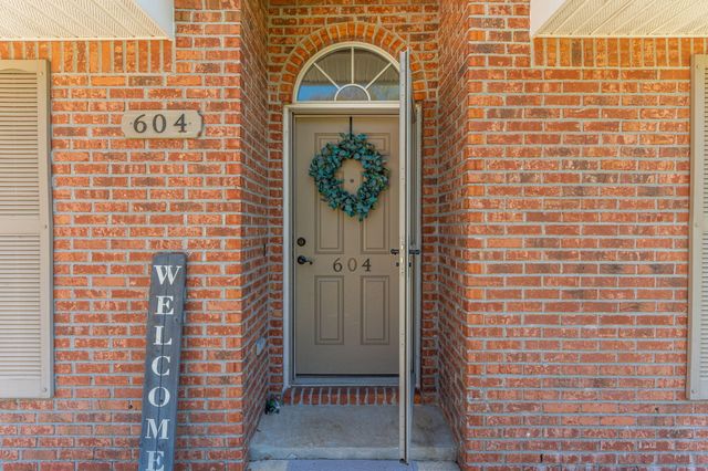 604 Huck Finn Lane, Crestview, FL 32536