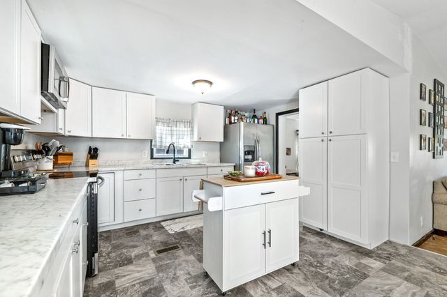 132 Amber Lynn Cir, Columbia, TN 38401