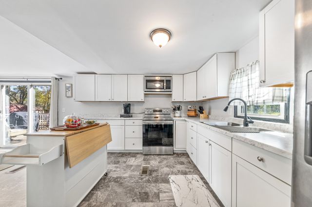 132 Amber Lynn Cir, Columbia, TN 38401