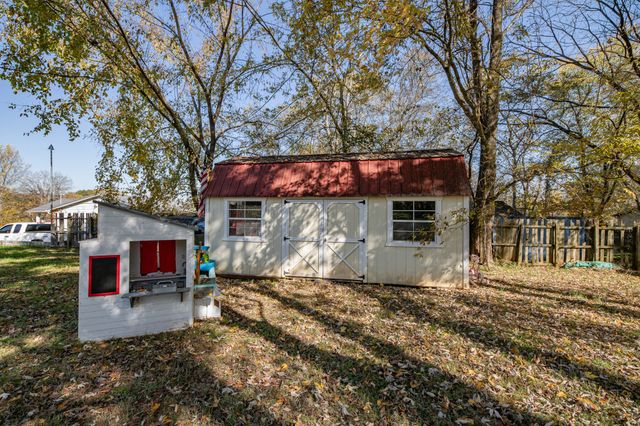 132 Amber Lynn Cir, Columbia, TN 38401