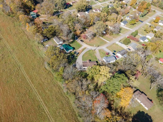 132 Amber Lynn Cir, Columbia, TN 38401