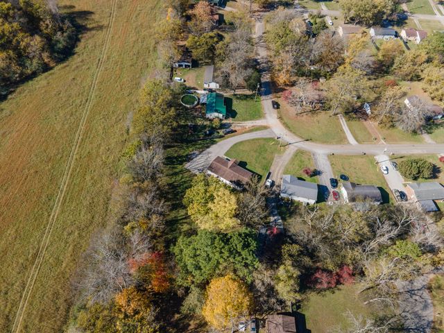 132 Amber Lynn Cir, Columbia, TN 38401