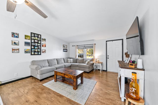 132 Amber Lynn Cir, Columbia, TN 38401