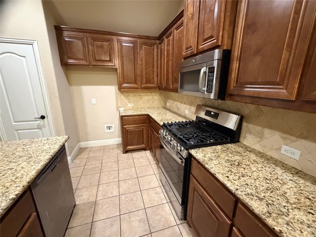 4307 Oak Bluff Road, Melissa, TX 75454