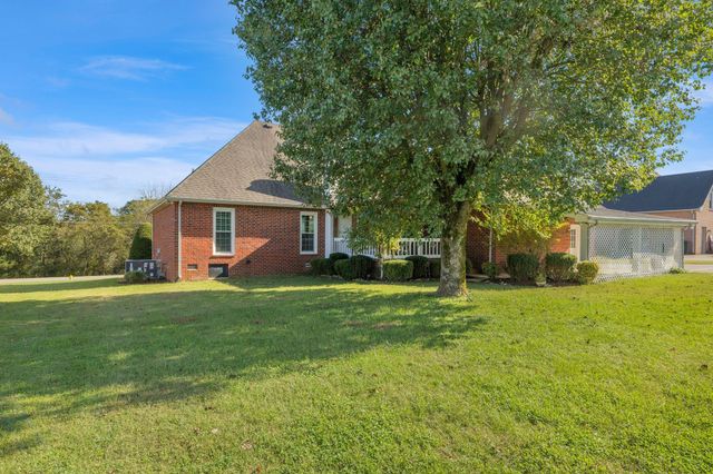 351 Jones Mill Rd, La Vergne, TN 37086