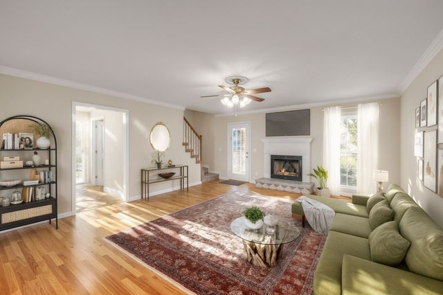 351 Jones Mill Rd, La Vergne, TN 37086