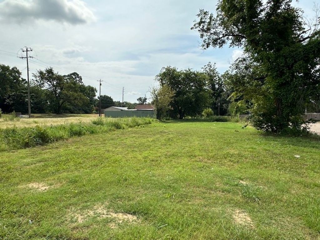 1222 Pennsylvania Avenue, Dallas, TX 75215