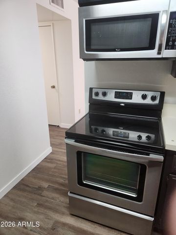 5525 E THOMAS Road I3, Phoenix, AZ 85018