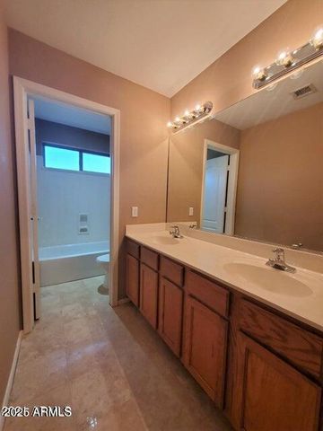 9481 W RUNION Drive, Peoria, AZ 85382