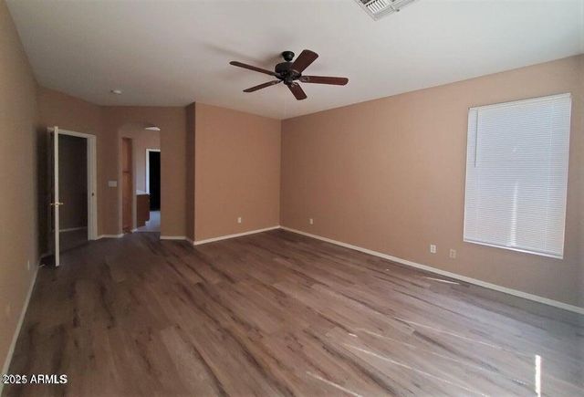 9481 W RUNION Drive, Peoria, AZ 85382