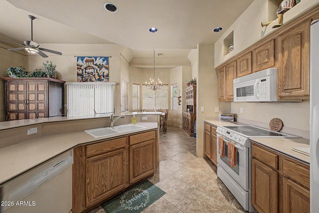 6540 E REDMONT Drive 11, Mesa, AZ 85215