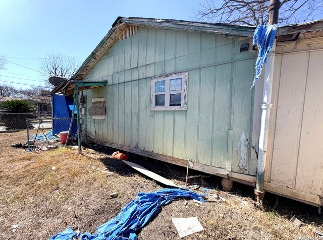 2807 Tampico, San Antonio, TX 78207