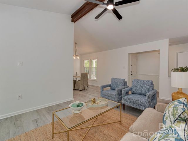 517 Fence Post Lane, Matthews, NC 28105