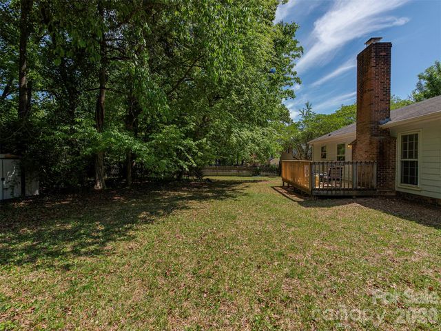 517 Fence Post Lane, Matthews, NC 28105