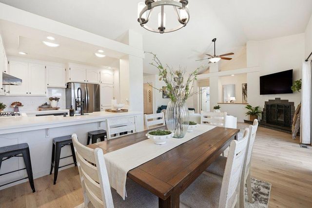 2140 Calistoga Drive, Hollister, CA 95023