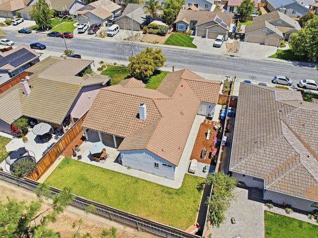 2140 Calistoga Drive, Hollister, CA 95023