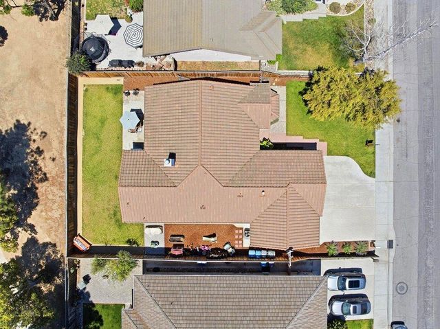 2140 Calistoga Drive, Hollister, CA 95023