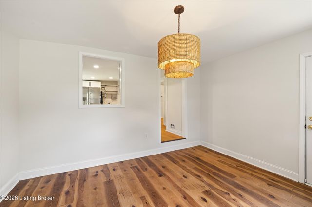 6306 S Watterson Trail, Louisville, KY 40291