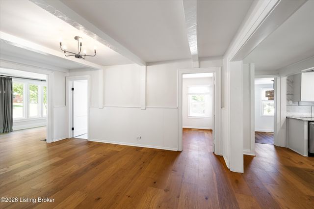6306 S Watterson Trail, Louisville, KY 40291