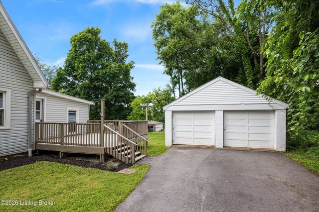 6306 S Watterson Trail, Louisville, KY 40291