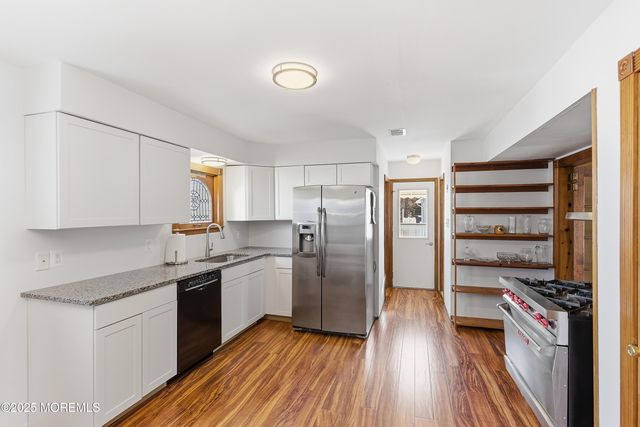 109 Foxhollow Drive, Lanoka Harbor, NJ 08734