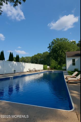 109 Foxhollow Drive, Lanoka Harbor, NJ 08734