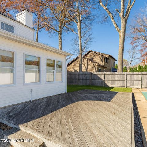 109 Foxhollow Drive, Lanoka Harbor, NJ 08734