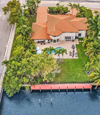 900 Diplomat Pkwy, Hallandale Beach, FL 33009