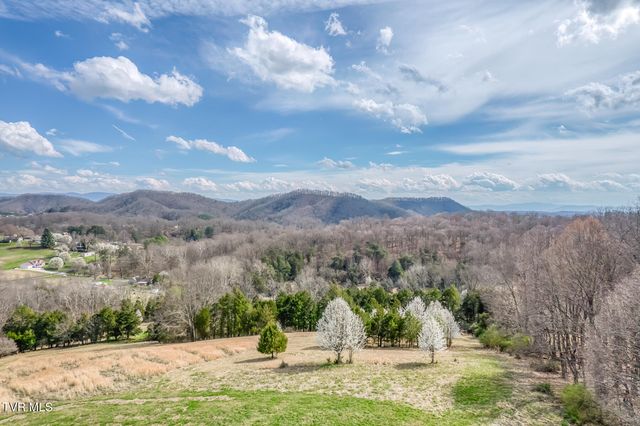 756 Highway 75, Blountville, TN 37617