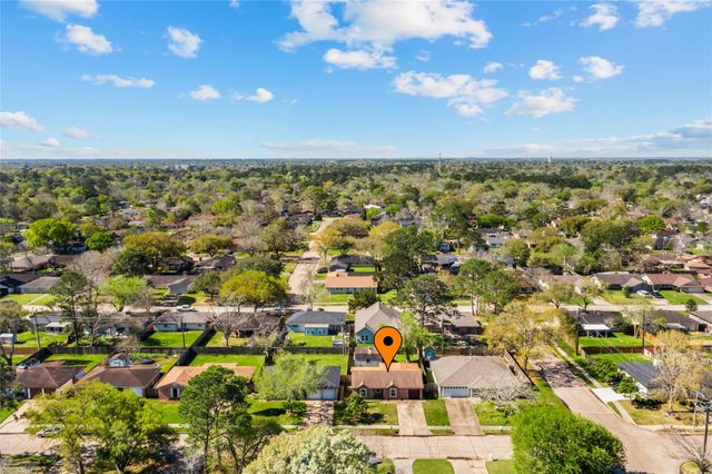 16806 David Glen Dr Drive, Friendswood, TX 77546