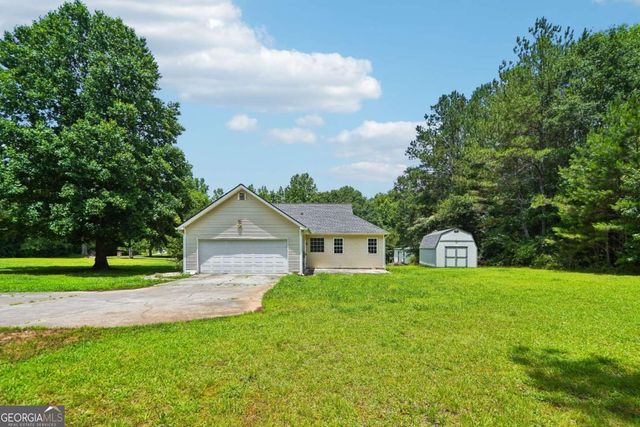 290 Reavesville Road, Bowdon, GA 30108