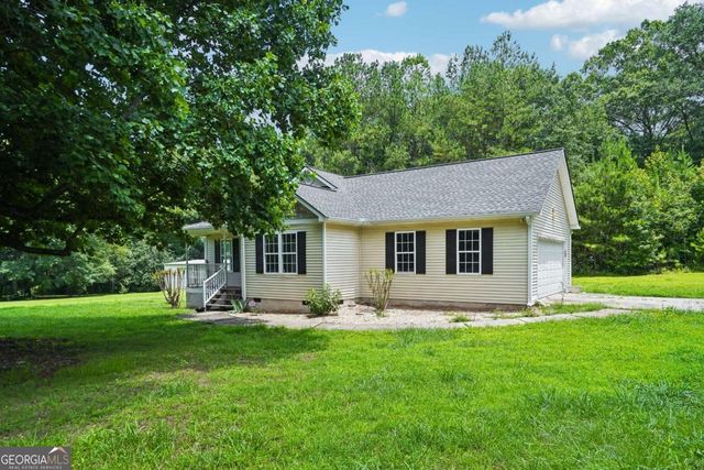 290 Reavesville Road, Bowdon, GA 30108