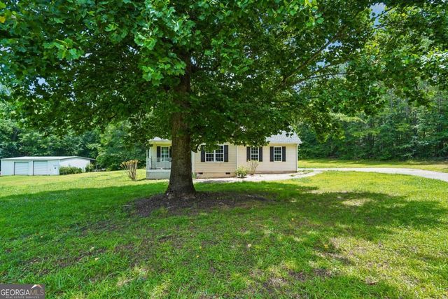 290 Reavesville Road, Bowdon, GA 30108