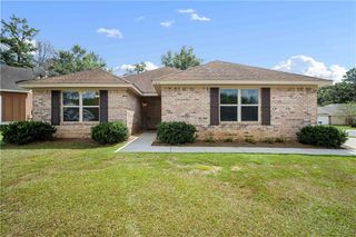 2042 Stonepine W Drive, Semmes, AL 36575