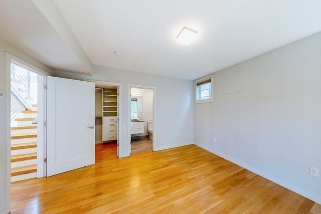 140 Banks St 140, Cambridge, MA 02138