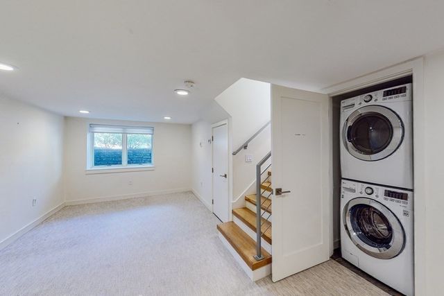 140 Banks St 140, Cambridge, MA 02138