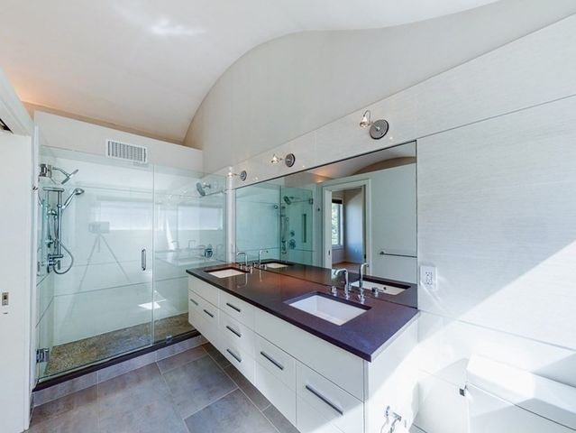 140 Banks St 140, Cambridge, MA 02138