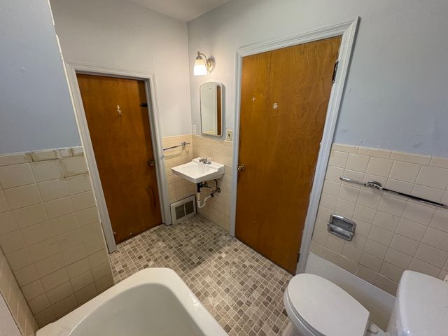 716 Robinson Street, Danville, IL 61832