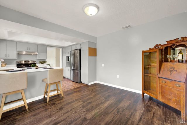 162 Isle Royale Cir, Vacaville, CA 95687