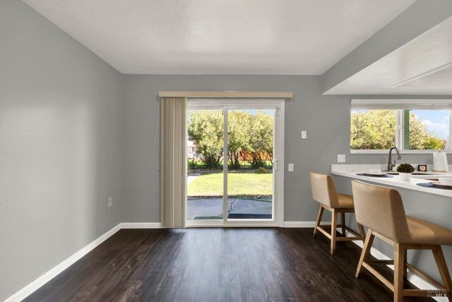 162 Isle Royale Cir, Vacaville, CA 95687