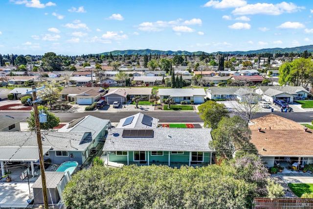 162 Isle Royale Cir, Vacaville, CA 95687