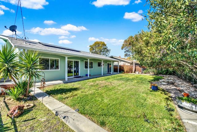 162 Isle Royale Cir, Vacaville, CA 95687