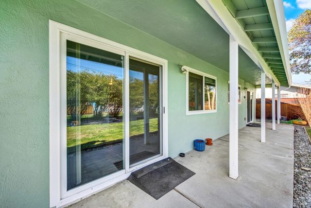 162 Isle Royale Cir, Vacaville, CA 95687