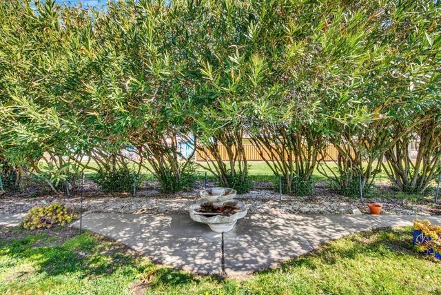 162 Isle Royale Cir, Vacaville, CA 95687