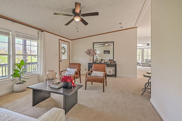 800 Chadwell Road, Kingsport, TN 37660