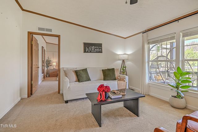 800 Chadwell Road, Kingsport, TN 37660