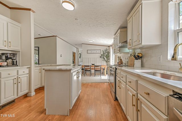 800 Chadwell Road, Kingsport, TN 37660